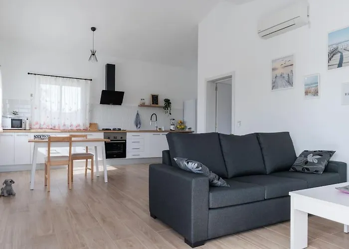 Casita Alisha, Descansar *